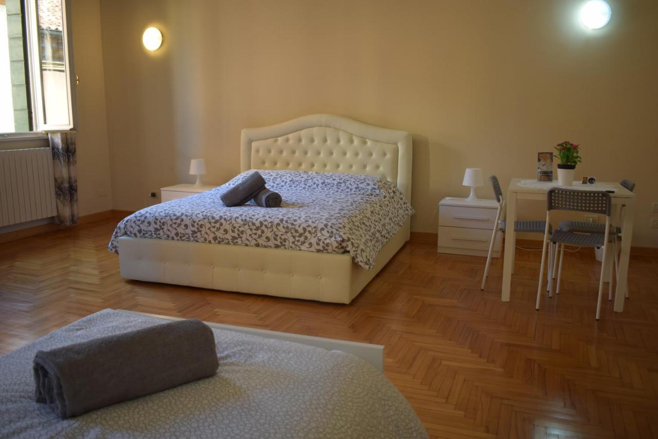 Casa Roma Rooms Padova Esterno foto